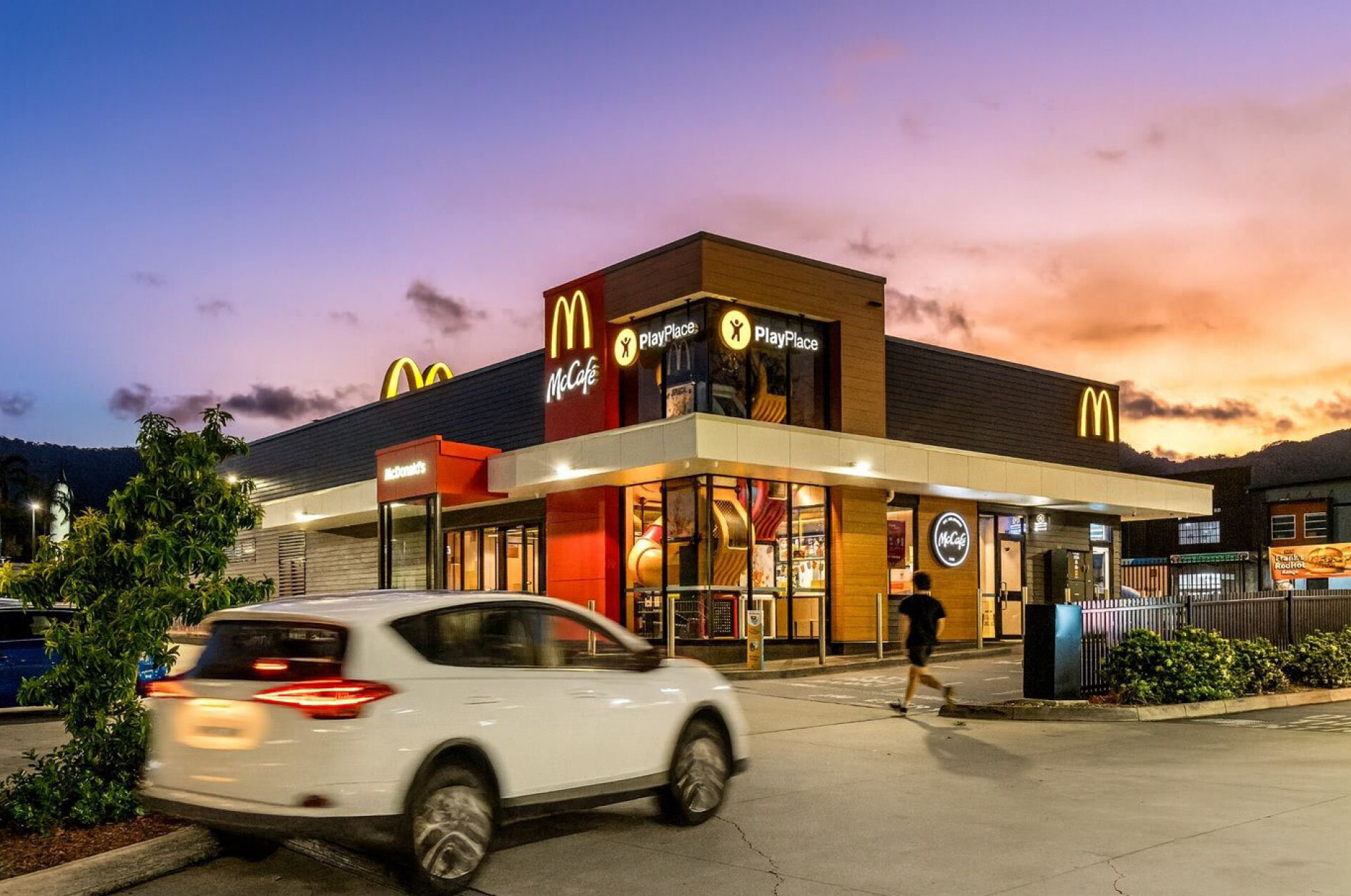 Australia's Premier Fast Food Portfolio: Unmatched Scale and Quality